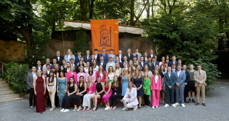 Abifeier des St. Christophorus: Ganz besondere Stufe verabschiedet