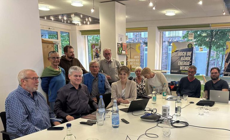 Zu einem Austausch mit Wernes neuer Bürgerdialogmanagerin Linn Julia Temmann trafen sich Ratsmitglieder der Grünen. Foto: privat