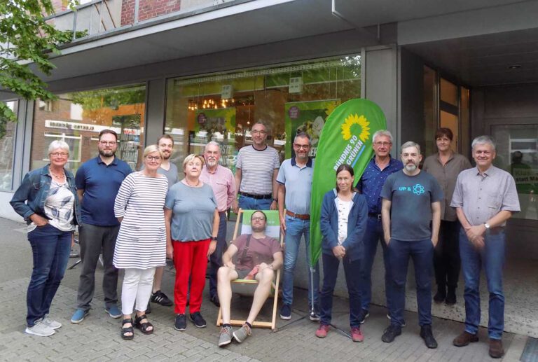 Die Mitglieder des Grünen-Ortsverbands trafen sich zur Jahresversammlung. Foto: Lara Wlost