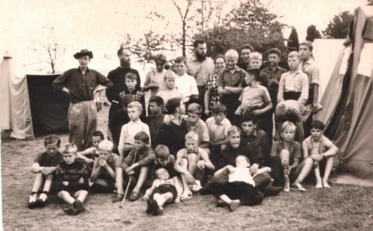 1963 machte sich die erste Gruppe auf ins Zeltlager. Foto: Kolpingsfamilie