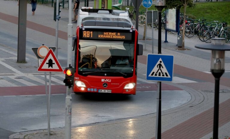 VKU stellt Busflotte sukzessive auf Elektrobusse um