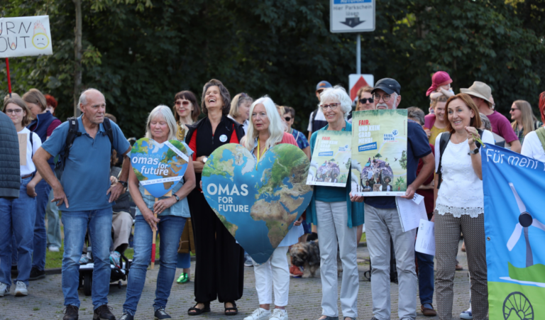Gemeinsamer Protest für mehr Klimaschutz. Foto: Isabel Schütte