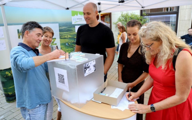 Im Rahmen der Veranstaltung fiel auch der offizielle Startschuss für die Bewerbungsphase des Klimaschutzforums. Foto: Volkmer