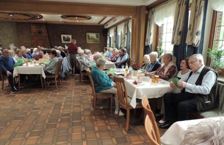 Gut besucht war die Erntedank-Veranstaltung des Heimatvereins in Wittenbrink's Hof. Fotos: privat