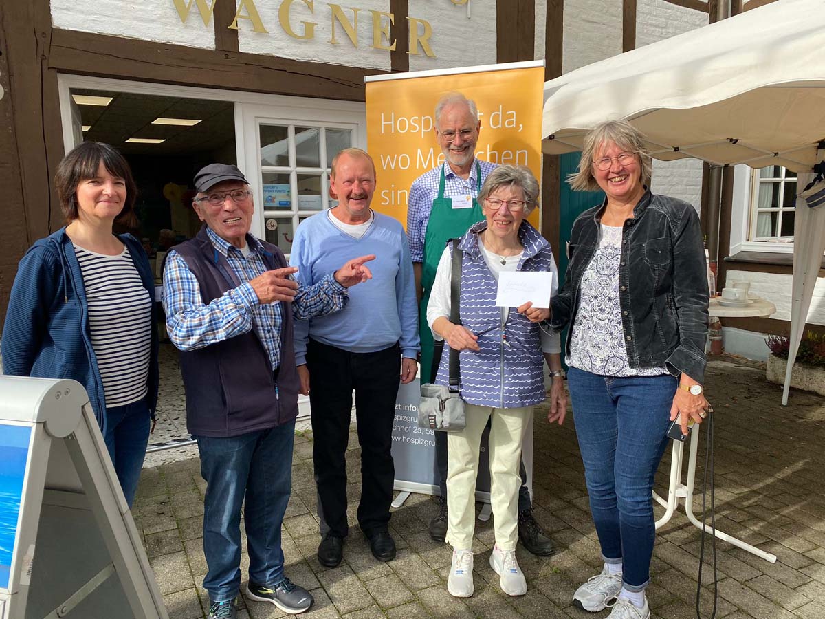 Die heimische Hospizgruppe freute sich über eine überraschende Spende. Foto: privat