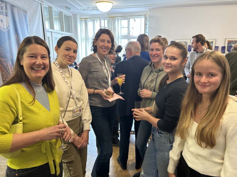 Einen gelungenen Internationalen Frühschoppen mit vielen Gästen aus Wernes Partnerstädten hatte der ICW organisiert. Fotos: privat