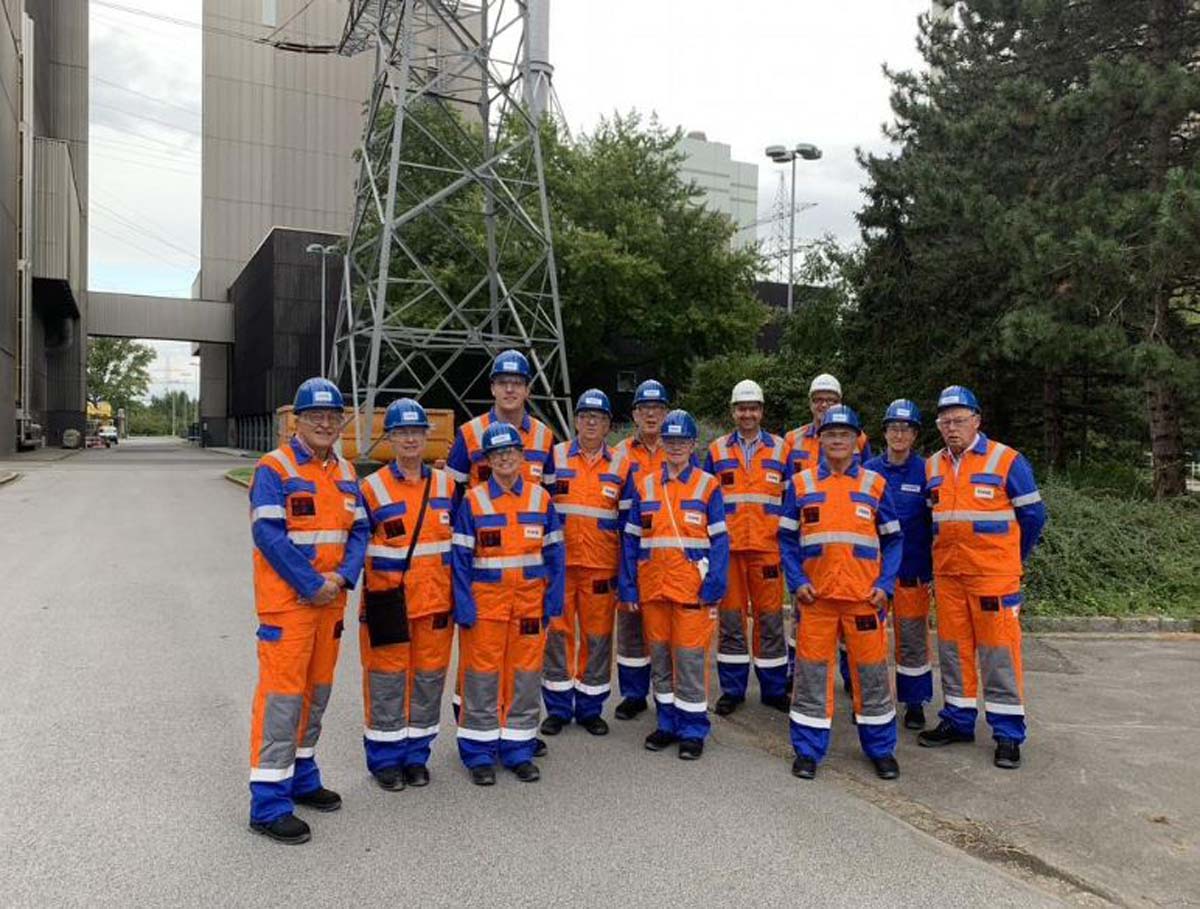 Mitglieder des SPD-Ortsvereins besichtigten das Gersteinwerk in Stockum. Foto: SPD