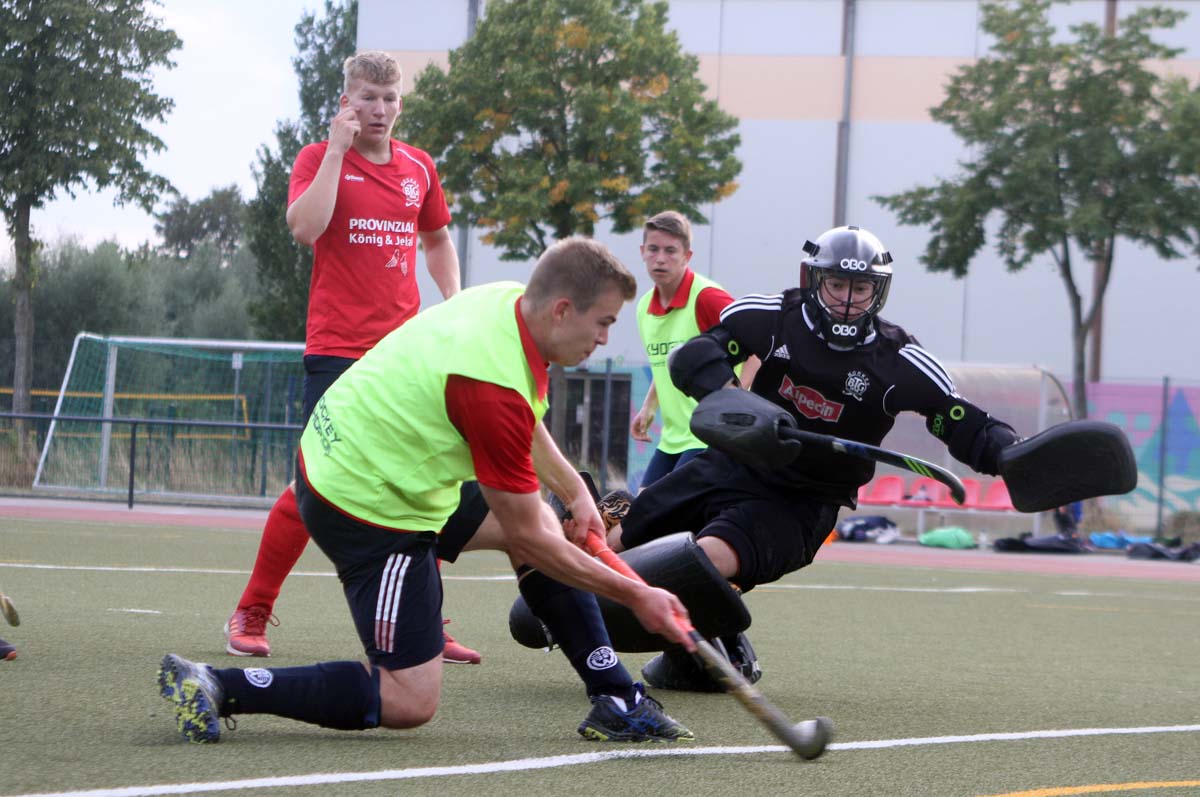 Kapitän Alexander Osterkemper und der TV Werne gewannen ihr letztes Feldspiel im Jahr 2023. Archivfoto: Wagner