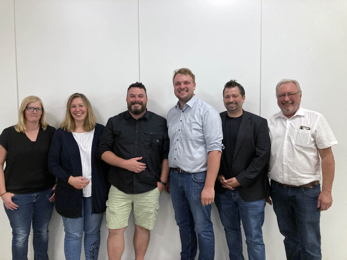 Hatte zur Mitglederversammlung eingeladen: das Vorstandsteam um Sandra Wenzel (v.l.n.r.), Daniela Birkhahn, Marc Trossehl, Christian Westhues, Prof. Dr. Patrick Münchhalfen und Herbert Schulze Geiping sowie Ute Heinze (fehlt auf dem Bild) . Foto: Lena Golenia