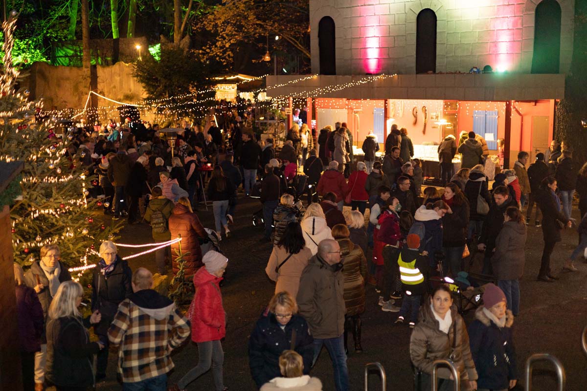 Der Adventsmarkt der Freilichtbühne findet am 2. und 3. Dezember 2023 statt. Archivfotos: Isabel Schütte
