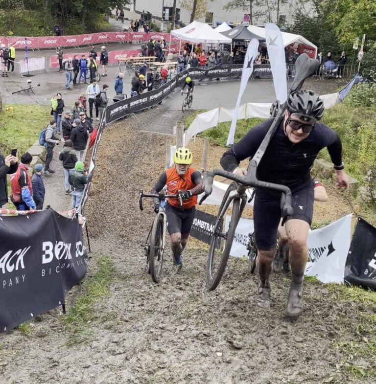 Mächtig gefordert wurden die Radsportbegeisterten auf der Strecke in Lünen. Fotos: Kollhoff