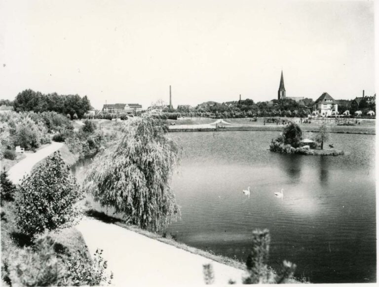 Historische Ansicht des Stadtparks Werne; Bild: Fotoarchiv Stadt Werne; Inventarnummer MWF01532.