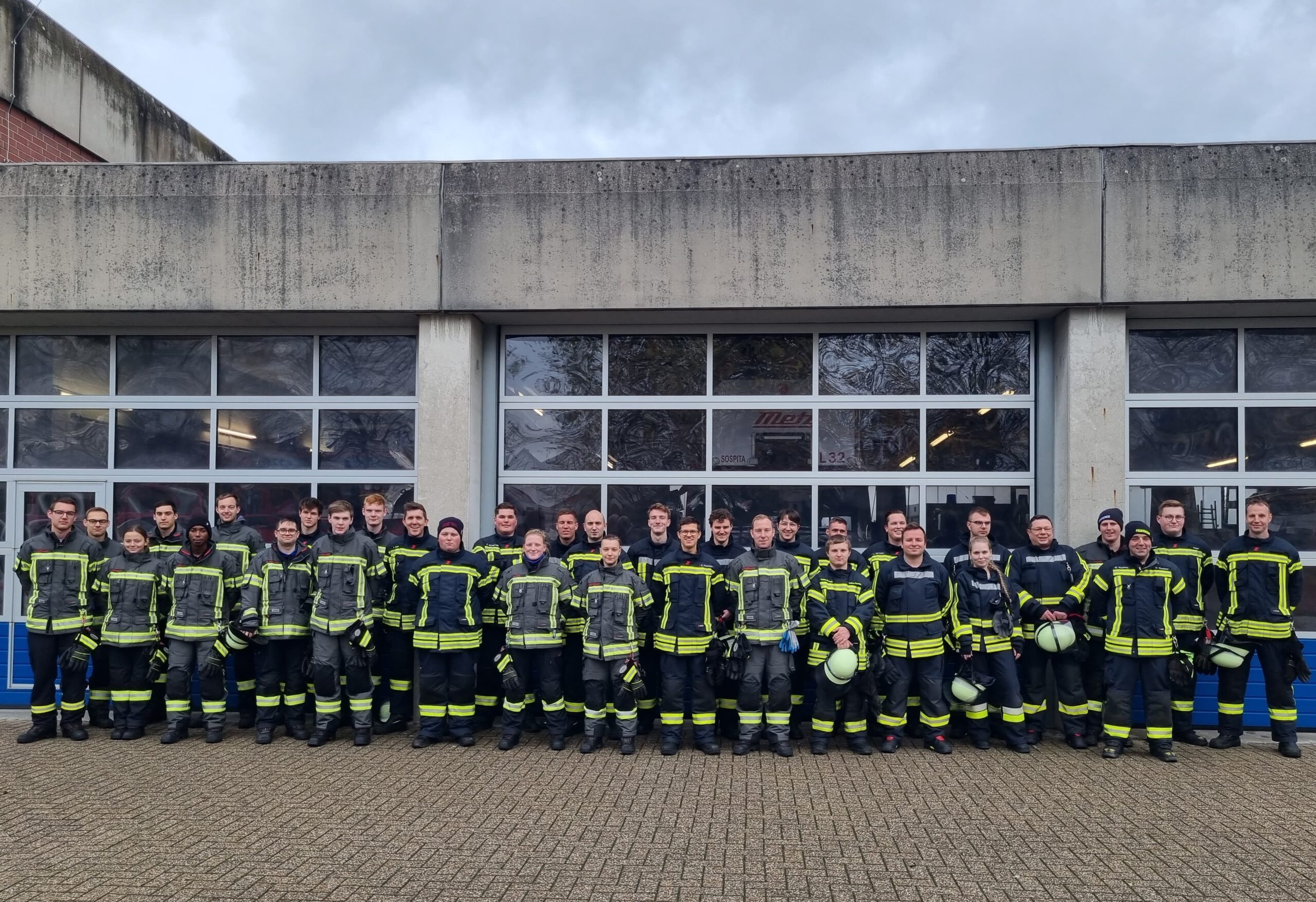Die Teilnehmenden der Feuerwehr Werne, Feuerwehr Selm und Werkfeuerwehr Remondis. Foto: FFW