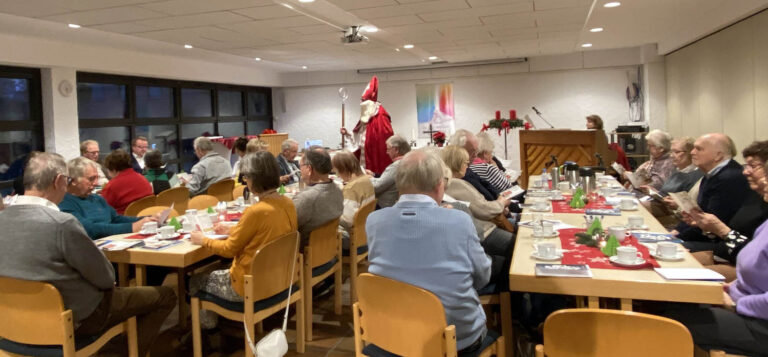 Die CDU-Senioren feierten im evangelischen Gemeindezentrum Advent. Foto: Gabriele Kranemann