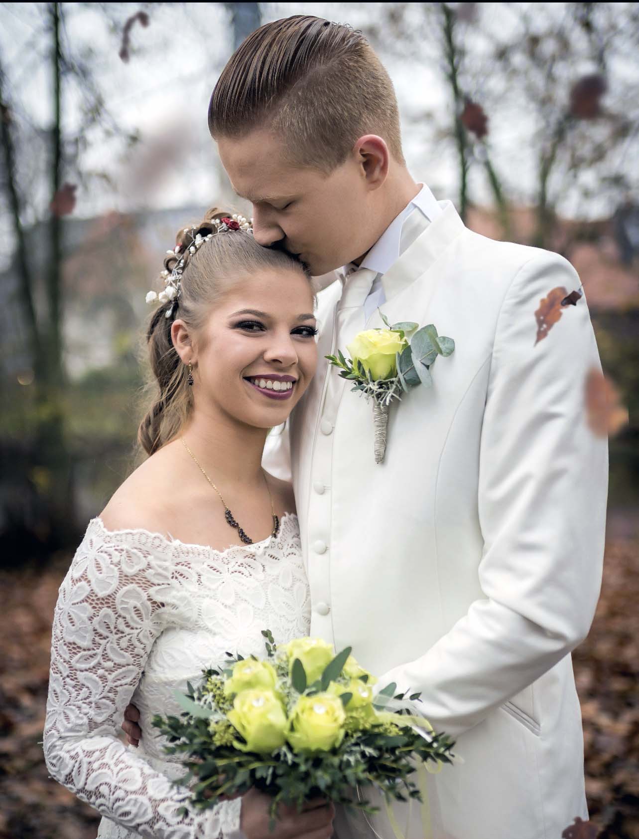 Maryam und Till Reher haben geheiratet - und waren danach wieder auf dem Tanzparkett aktiv. Fotos: privat