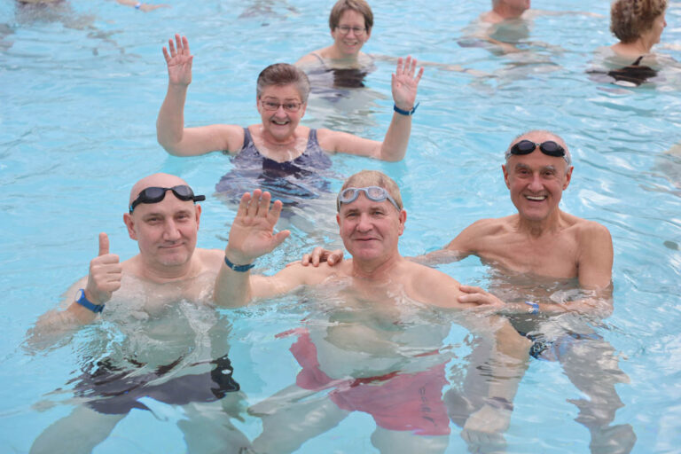 Neujahrsschwimmen 2024 im Solebad Werne