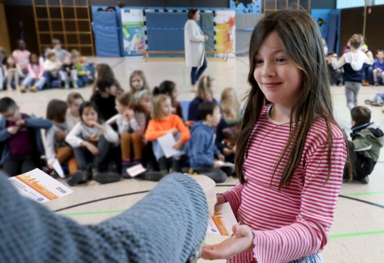 Viele Sportabzeichen an der Uhlandschule verliehen