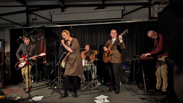 Die Band aus Paris begeisterte die Musikfans in Werne. Foto: M. Kleine