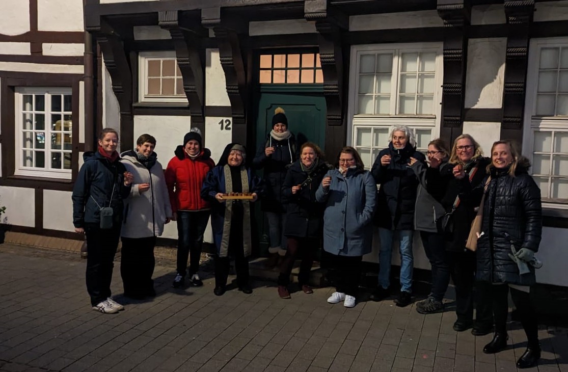 Die Frauen der Einsatzkräfte des Löschzuges 1 der Freiwilligen Feuerwehr Werne unternahmen eine Stadtführung. Anschließend ging es zum gemeinsamen Abendessen. Foto: FFW