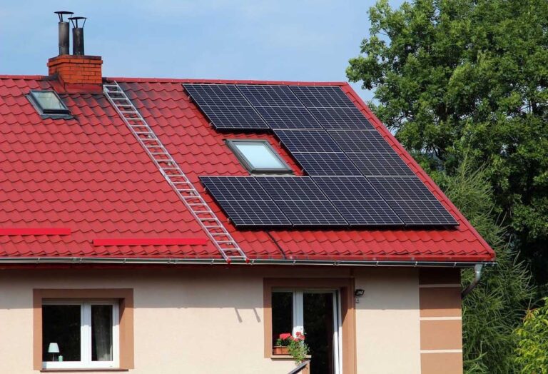 Künftige Bebauungspläne in Werne sollten die Verpflichtung zur Nutzung von Solarenergie enthalten. Symbolbild: pixabay