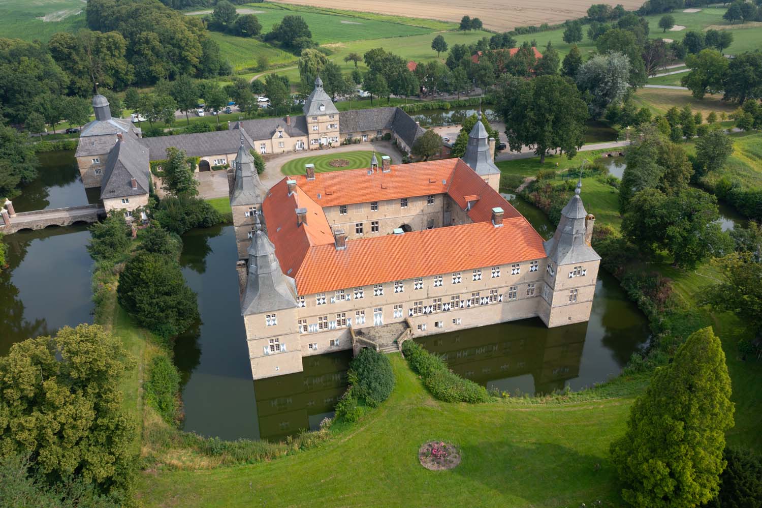 Die Schlossrunde um Westerwinkel ist demnächst nur noch in der Woche möglich. Foto: Kreativshooting / T. Schütte