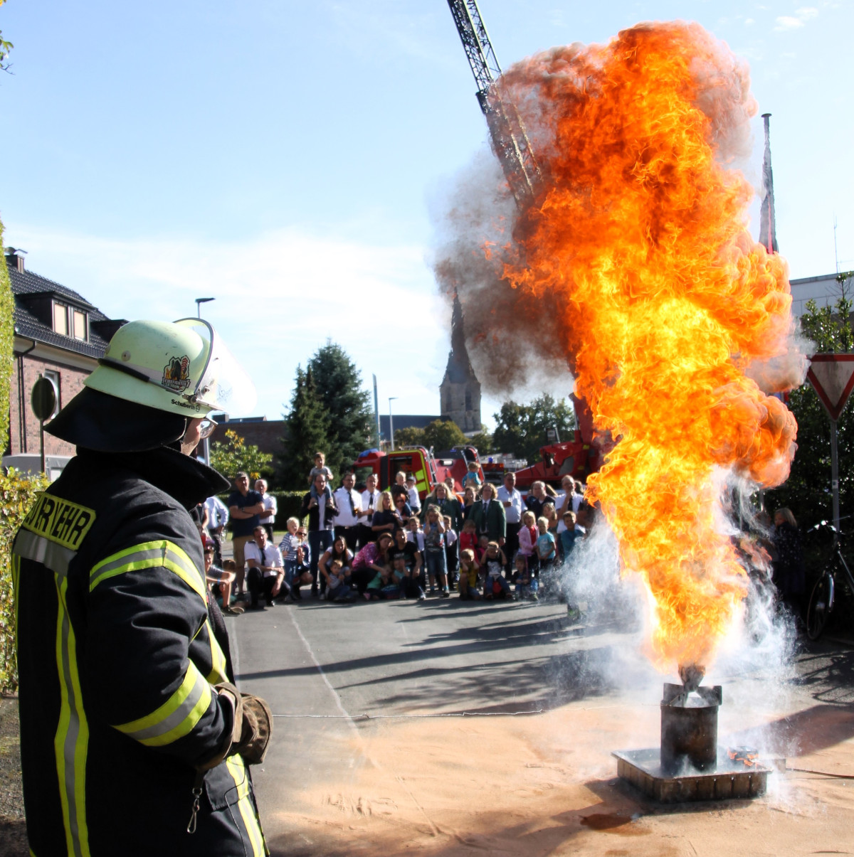 Spektakulär und unterhaltsam wird es beim Tag der offenen Tür des Löschzugs I der Freiwilligen Feuerwehr Werne am Gerätehaus Stadtmitte. Foto: FFW