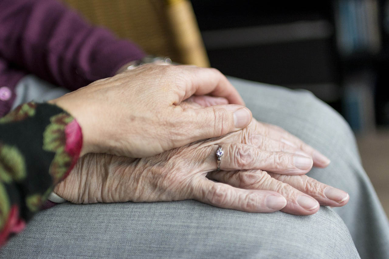 Um die ganzheitliche palliative Pflege geht es in dem kostenfreien Vortrag der Hospizgruppe Werne. Symbolbild: pixabay