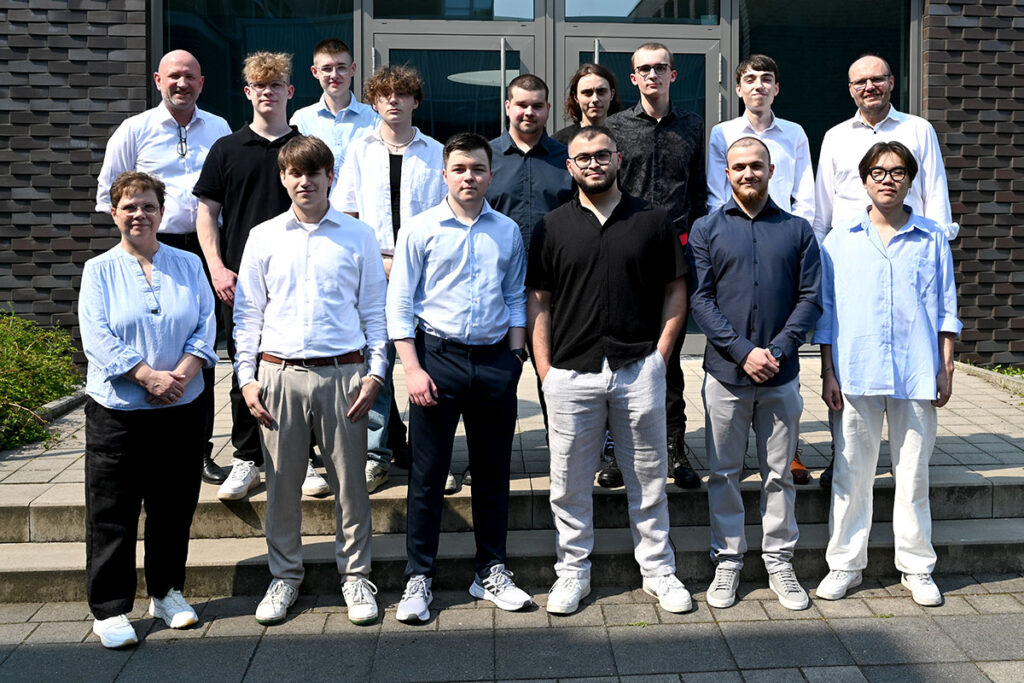 Auch die Absolventen der zweijährigen Berufsfachschule Technik verlassen das Berufskolleg mit einem Abschluss. Foto: MSW