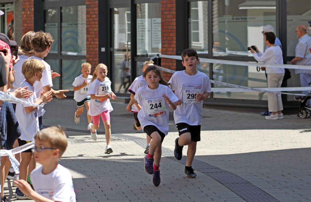 Stadtlauf Werne 2024 - Bambini und Schülerrennen - Foto: Wagner