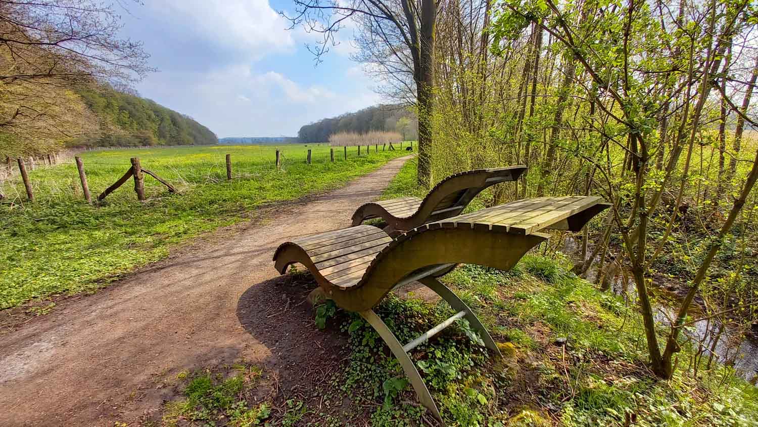 Ruheliegen am Hirschpark. Foto: Gemeinde Nordkirchen/Schürmann-Schlieker