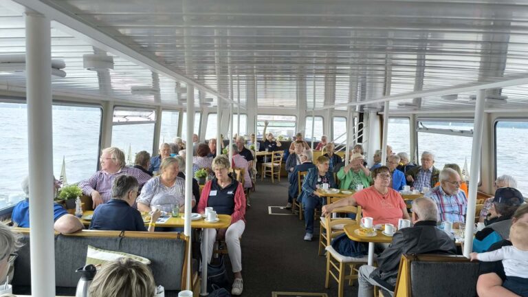 Auf dem Steinhuder Meer fand für die VdK-Reisegruppe eine Schifffahrt statt. Foto: privat