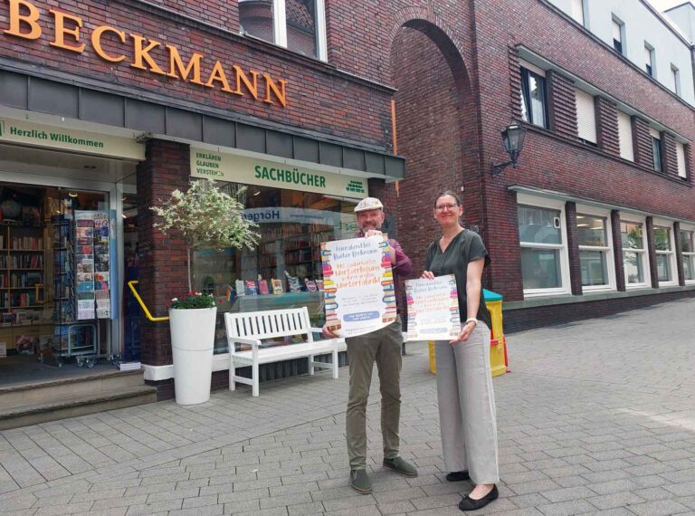 Hubertus Waterhues und Britta Löchter (Werne Marketing GmbH) freuen sich auf die dritte Ausgabe der Reihe "Feierabend bei ..." am nächsten Mittwoch. Foto: Wagner