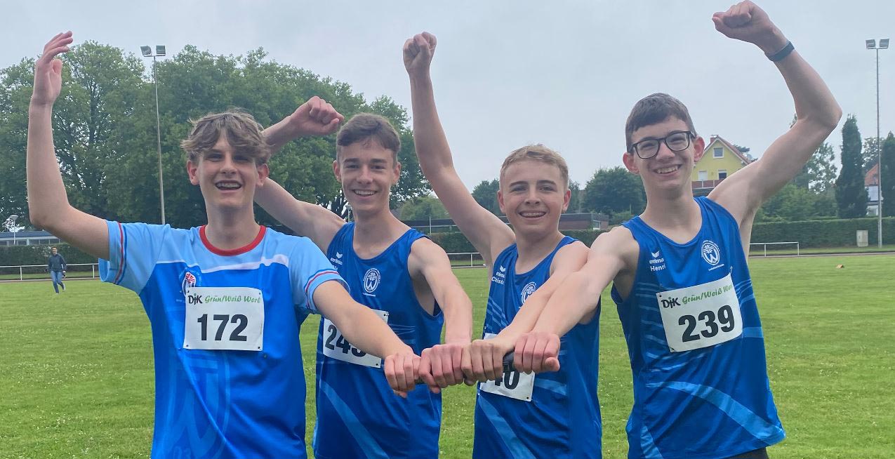 Die MU16 lief Staffelbestzeit und die Qualifikation für die Deutschen Meisterschaften (von links): Konstantin Meermann, Ole Herick, Christoph Ealden und Henri Leifkes. Foto: privat