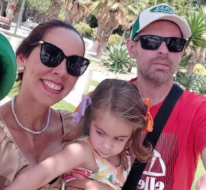 Tim Bolesta kämpft gegen einen heimtückischen Gehirntumor. Die einzige Chance für ihn und seine Familie ist eine Impfung. Dafür benötigt er Spenden. Foto: privat