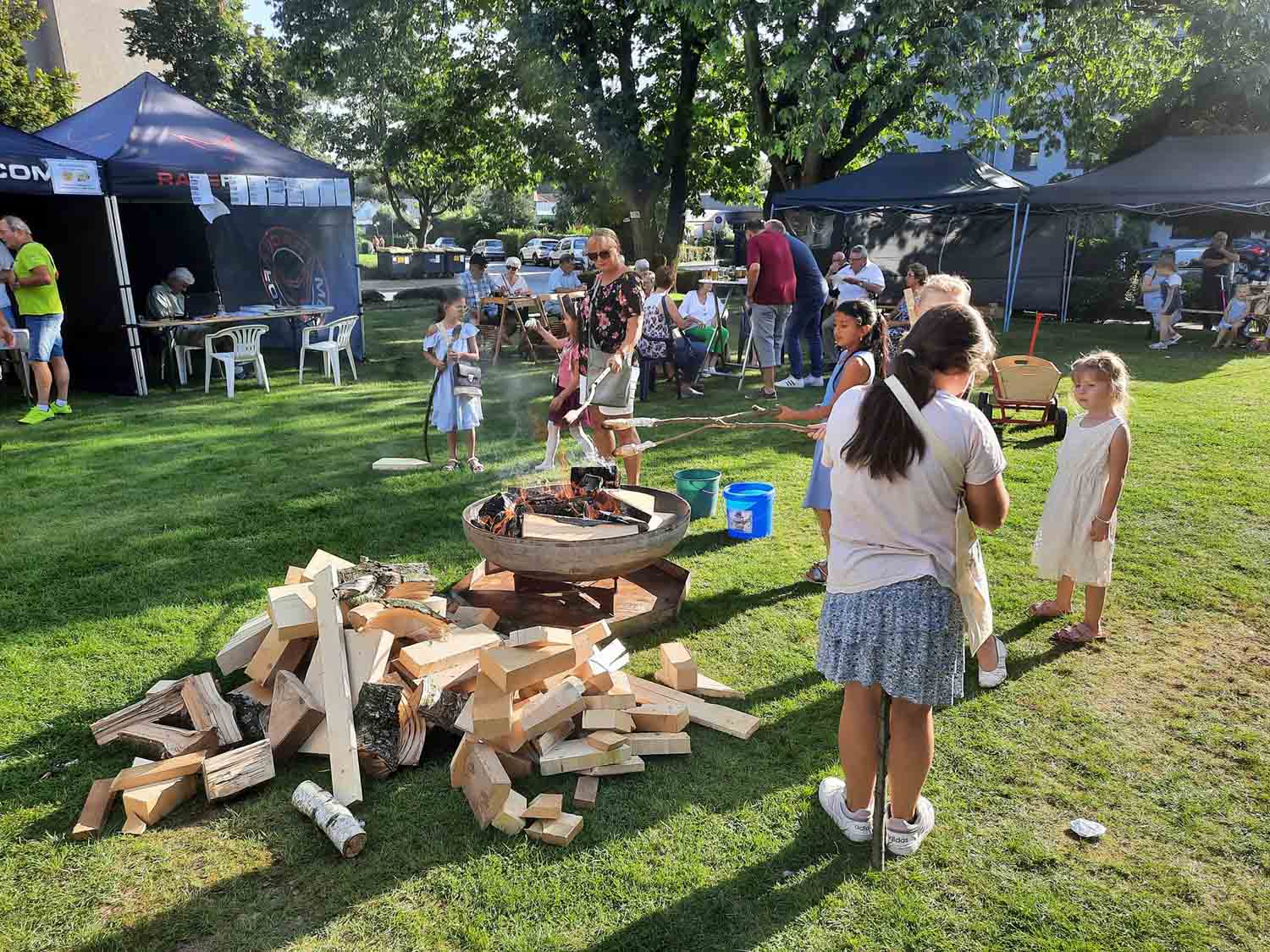 Das Kartoffelfest kommt bei Groß und Klein immer sehr gut an. Archivfoto: Schützenverein Lütkeheide