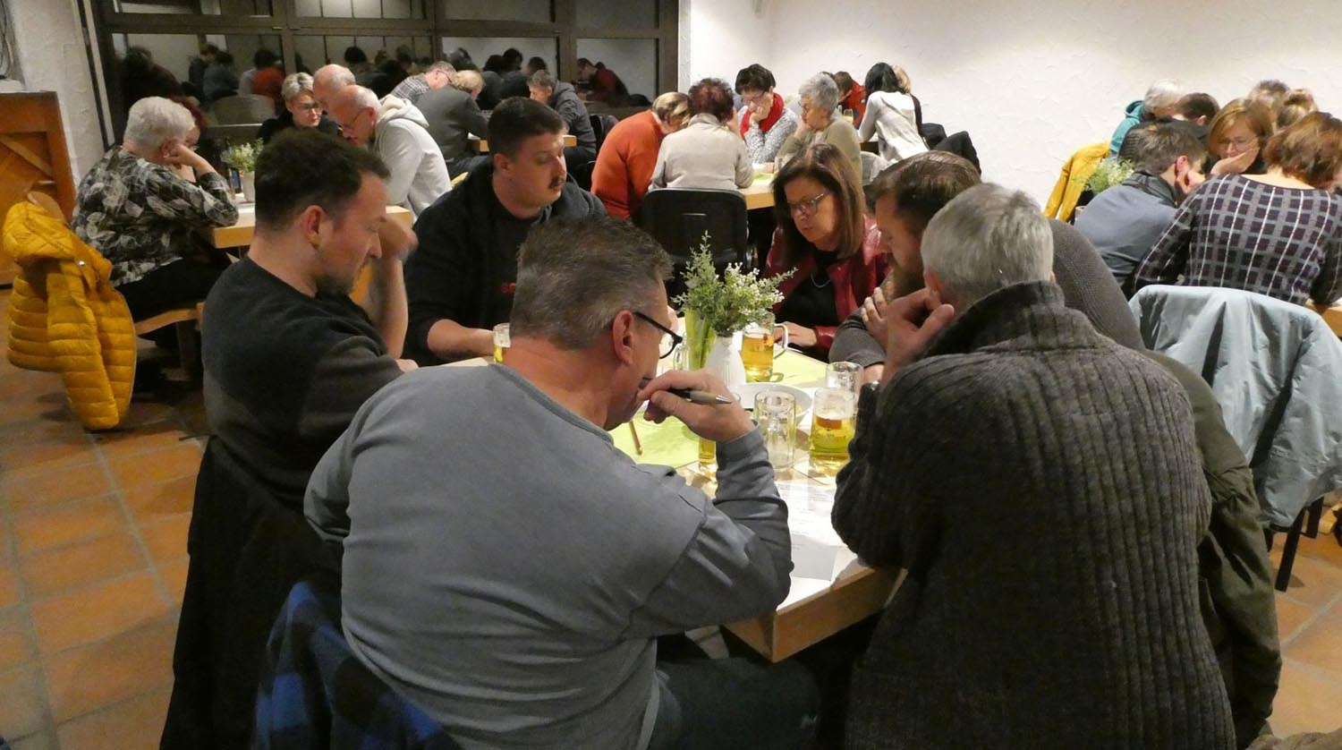 Das Kneipenquiz, organisiert vom Förderverein der Stadtbücherei, erfreut sich großer Beliebtheit. Foto: privat