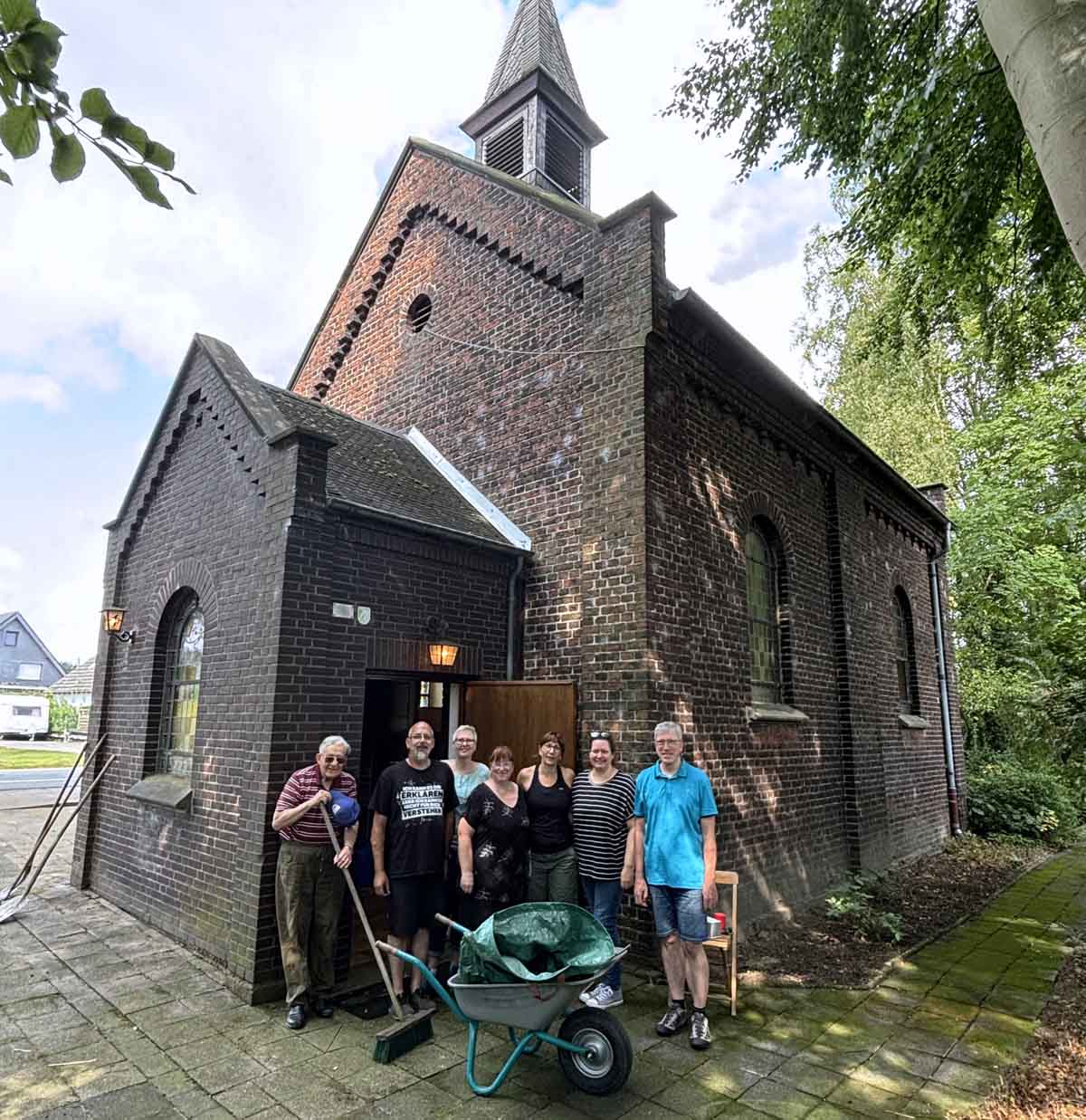 Die Rochuskapelle wurde bei der Generalreinigung auf Vordermann gebracht. Der nächste Gottesdienst steht bald an. Foto: privat