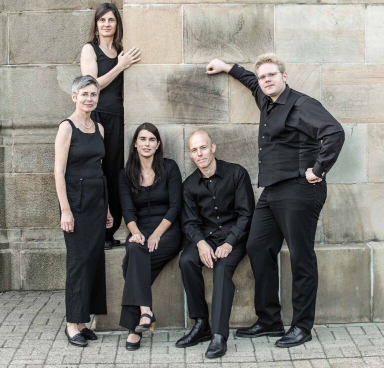 Die Sängerinnen und Sänger von„Opella Nova“ konzertierten bereits im WDR-Fernsehen und waren im Radio bei WDR 3 in der Sendung "Tonart" zu erleben. Foto: Musica Sacra Westfalica/Opella Nova