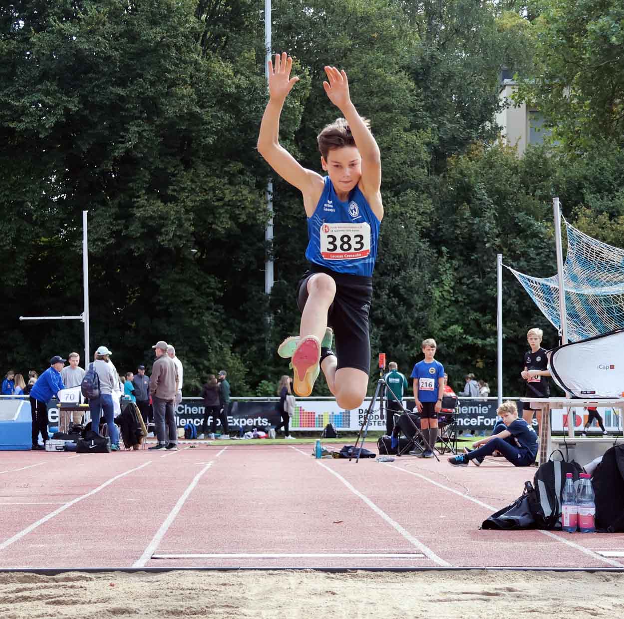 TV-Athlet Leonas Czeranka erreichte beim Weitsprung 4,38 Meter. Foto: privat