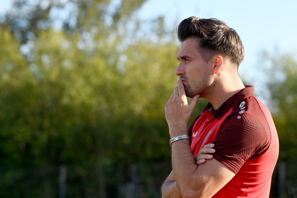 WSC-Trainer Sebastian Schnee sah individuelle Fehler, die zur 0:3-Niederlage gegen Westfalia Gemen führten. Foto: MSW