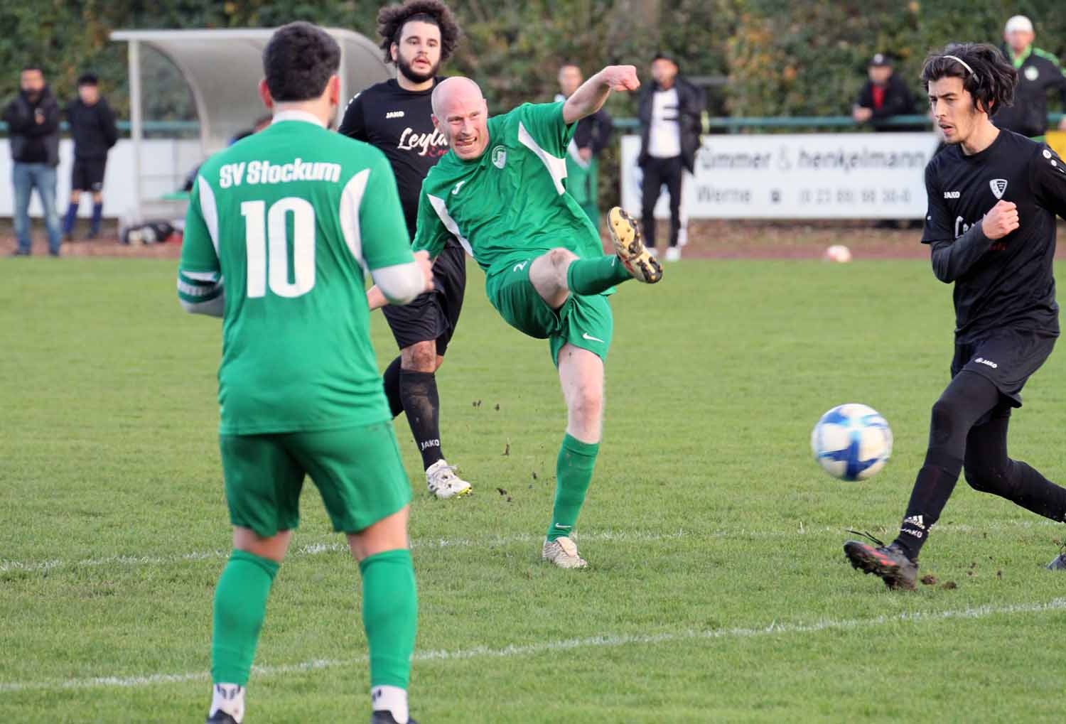 Matias Strothmann traf für den SV Stockum beim 2:3 in Uentrop. Archivfoto: Wagner