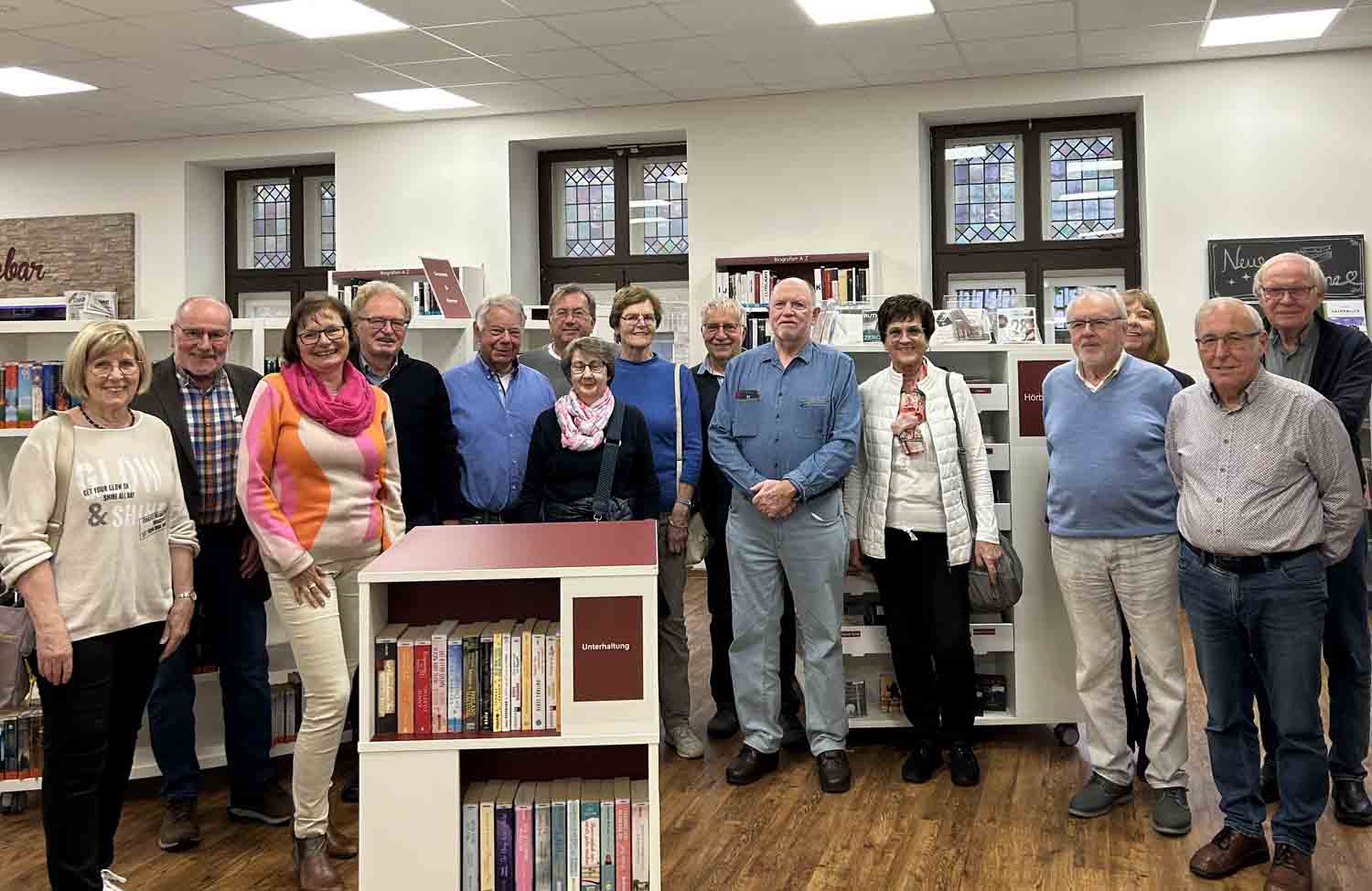 Mitglieder der heimischen Senioren-Union machten sich ein Bild von der Stadtbücherei Werne. Foto: Senioren-Union Werne