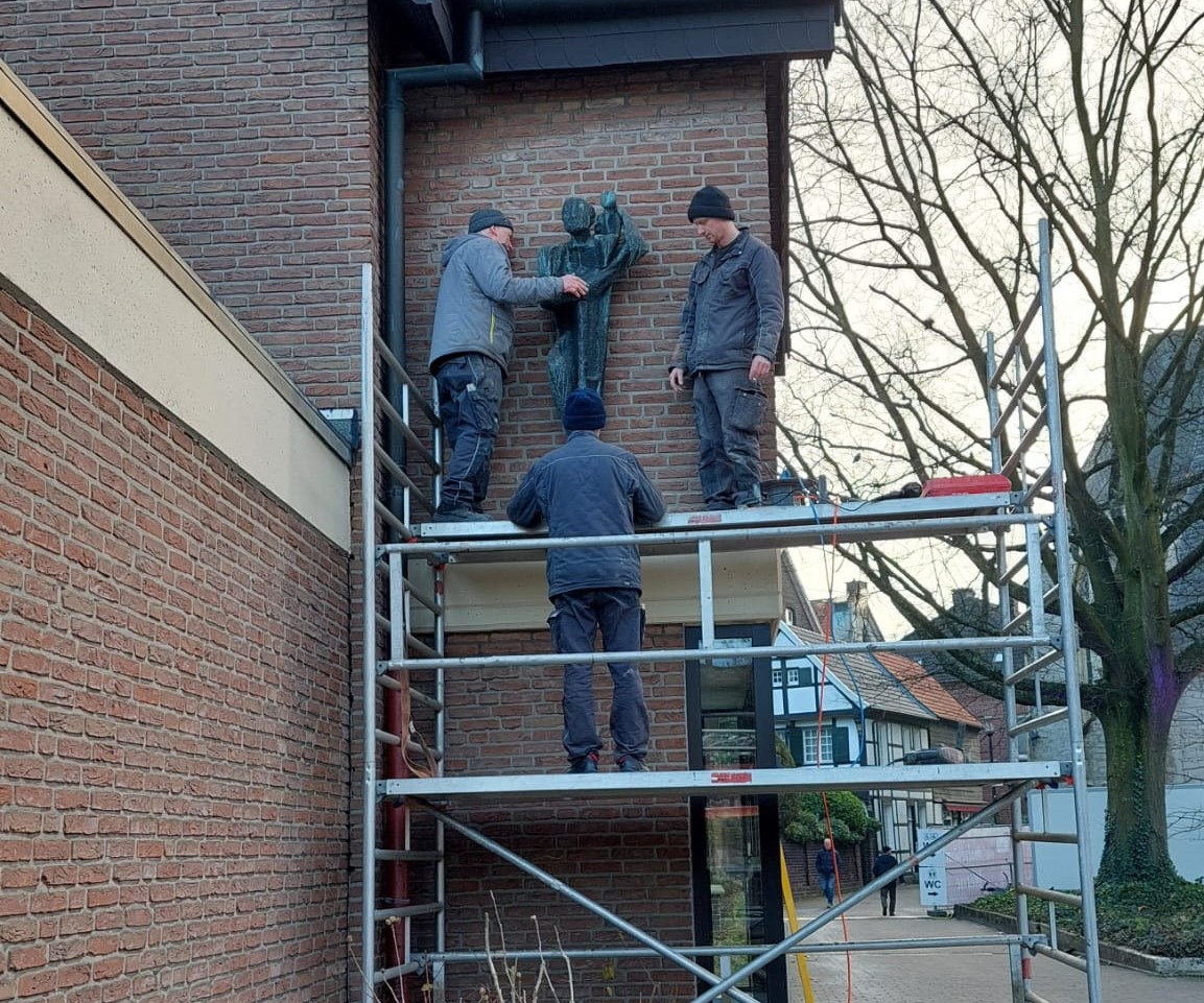 Der Heilige Christophorus hängt an seinem neuen Platz. Foto: privat