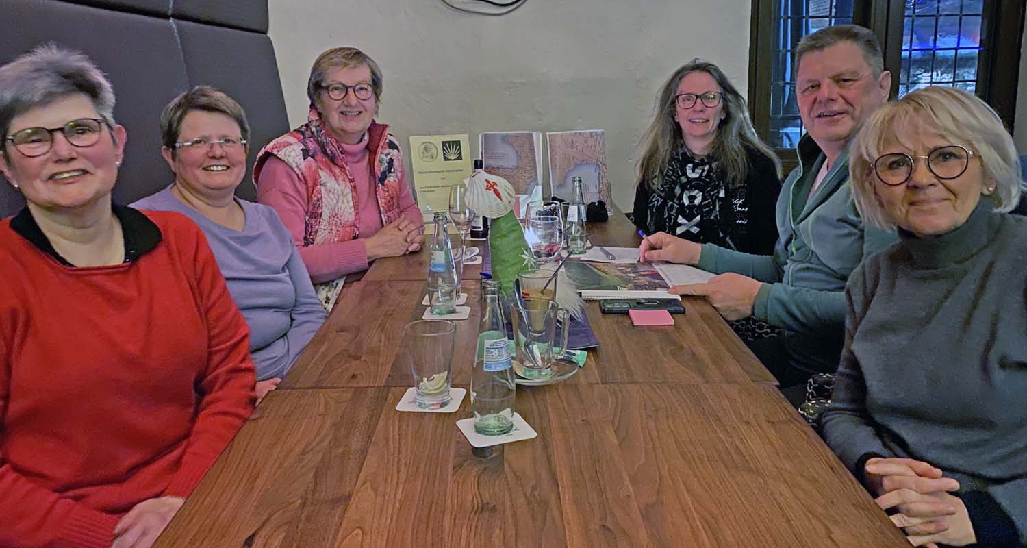 Ein interessanter Erfahrungsaustausch fand wieder beim Pilgerstammtisch statt. Foto: Paul-Heinz Kranemann