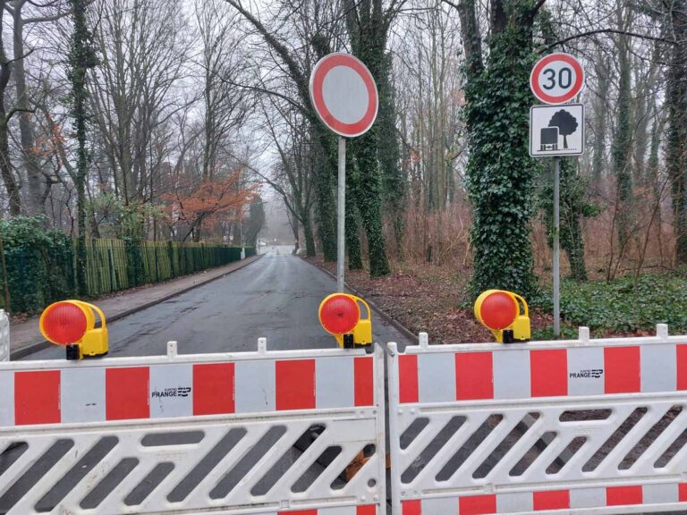 Der Südring wird am Freitag wieder frei befahrbar sein. Die Sperrung wegen eines Wasserrohrbruchs wird aufgehoben. Fotos: Wagner