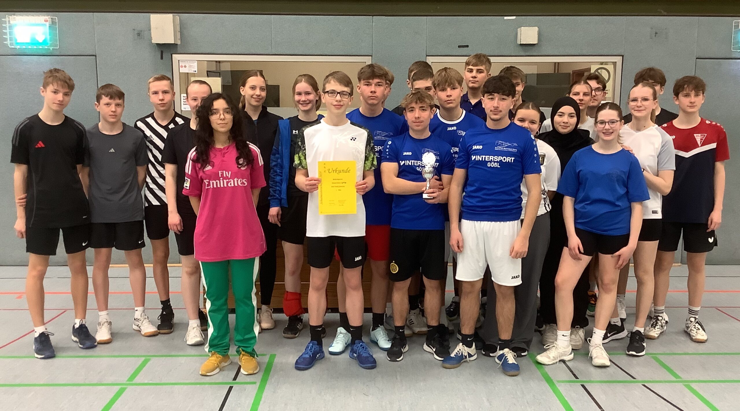 Das Anne-Frank-Gymnasium war in den Sportarten Badminton und Tischtennis nicht zu schlagen und holte den Rückschlagmeistertitel. Nur im Volleyball war das GSC besser. Foto: AFG