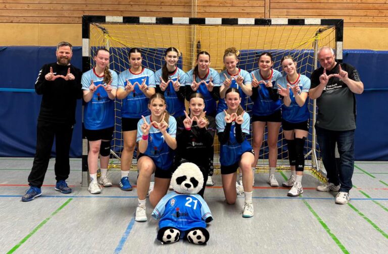 Wieder einmal jubeln durften die Handballmädchen des TV Werne, die sich den Kreismeistertitel sicherten. Foto: Verein