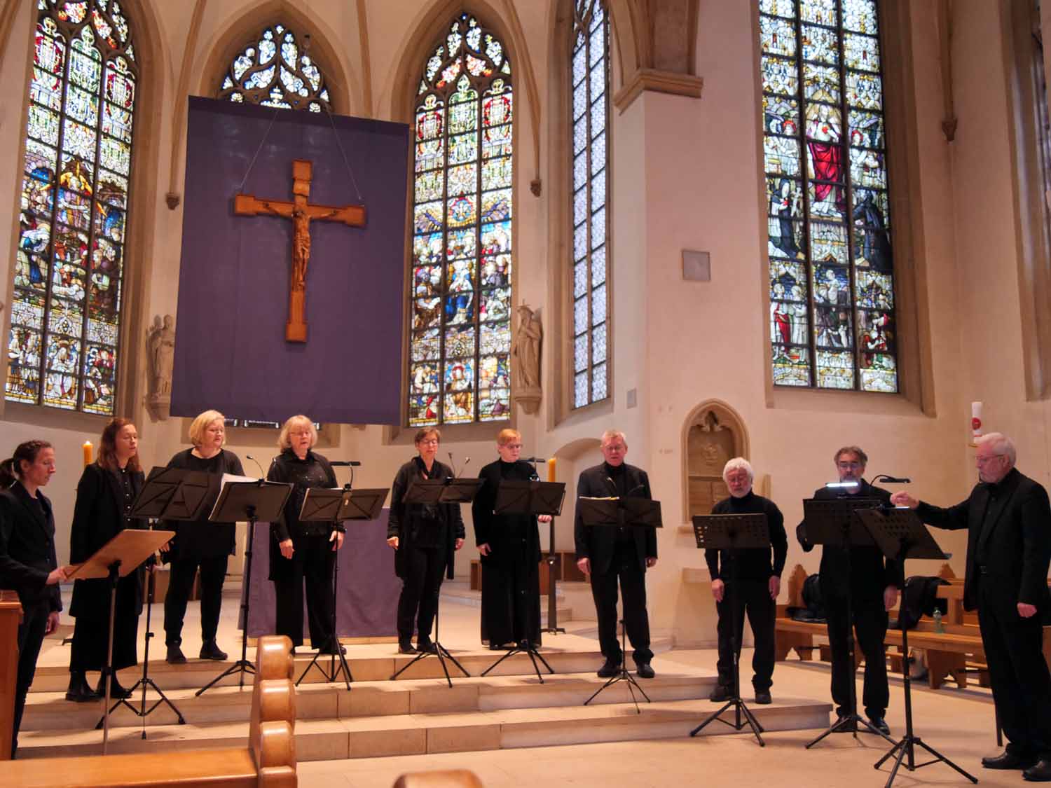 In der Konzertreihe der Stiftung Musica Sacra Westfalica interpretierte das William-Byrd-Ensemble geistliche Chorwerke zum Sonntag Laetare in St. Christophorus. Foto: Schwarze