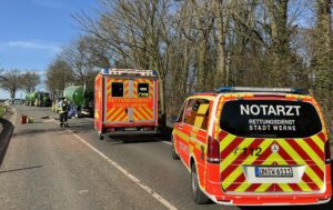 Ein tödlicher Verkehrsunfall ereignete sich am 7. März 2025 auf der Südkirchener Straße in Werne. Foto: FFW