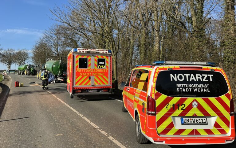 Ein tödlicher Verkehrsunfall ereignete sich am 7. März 2025 auf der Südkirchener Straße in Werne. Foto: FFW
